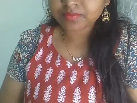 its me Rashmi online show from February 4, 5:38 pm