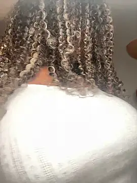 MistiSavannah online show from April 29, 1:20 am