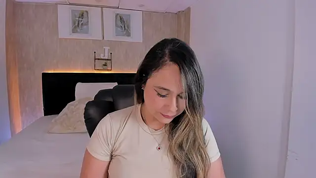 jessica hotxxx online show from December 18, 3:17 pm