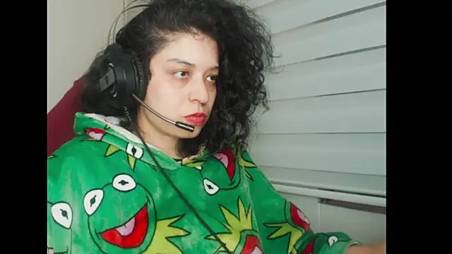 miss carmila1 online show from September 24, 11:04 pm