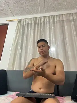 miaftmax online show from September 20, 2:37 pm