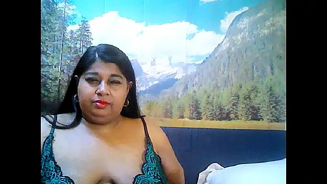 indianhoney694u online show from October 14, 5:32 am