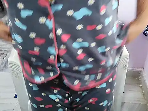 jannu6482 online show from October 12, 9:44 am