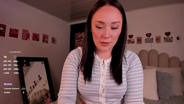 sofi graay online show from September 29, 9:42 pm