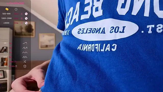 Sonia Jones online show from October 11, 3:04 pm