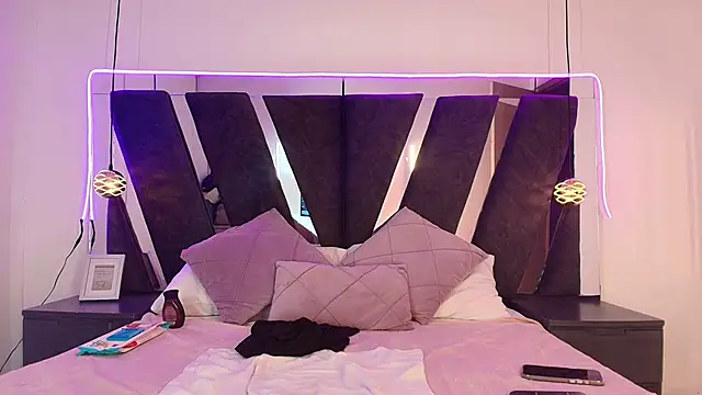 alehia cute online show from March 28, 12:22 am