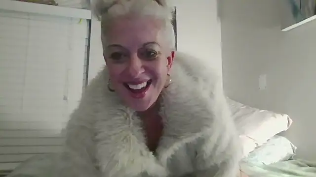 StacysMomXOXO online show from December 23, 5:55 am