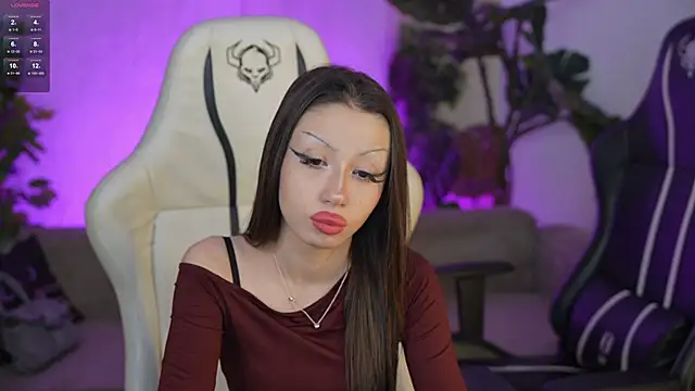 Naomi 054 online show from October 8, 2:21 pm