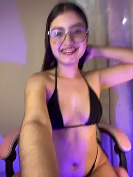 Miss    lissa online show from April 6, 1:05 am