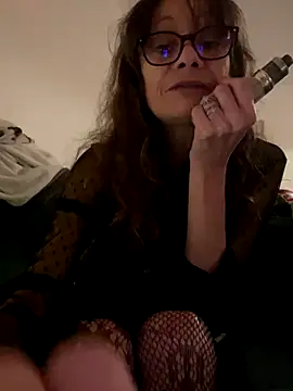 Chris06d22xh online show from November 21, 11:07 pm