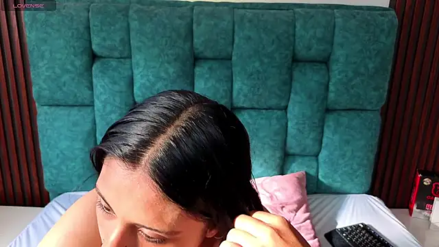 EmilyGala online show from October 1, 8:58 pm