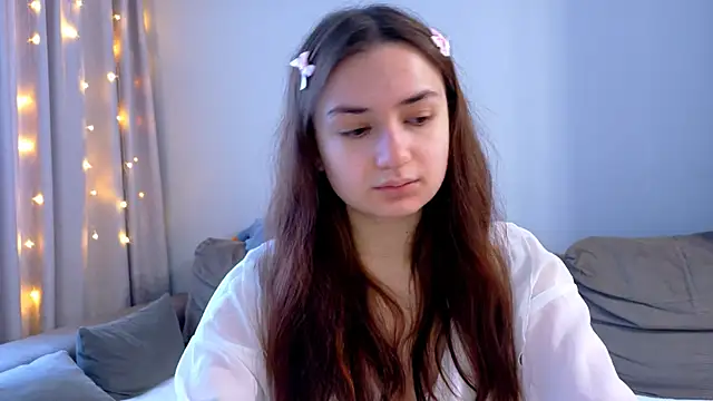 Lelia Vibe online show from November 17, 7:31 am