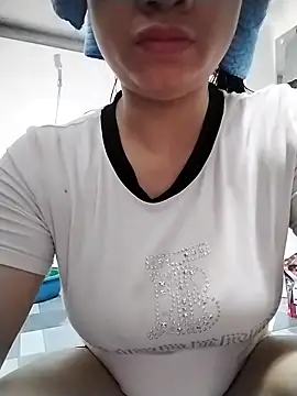 Mie rose online show from March 8, 2:04 am