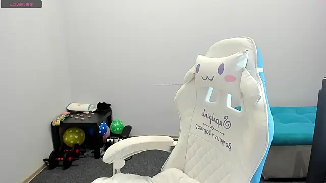 juliamurr 18 online show from October 20, 1:30 am