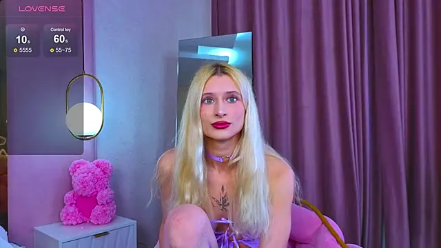 Monica Leen online show from November 7, 6:30 am