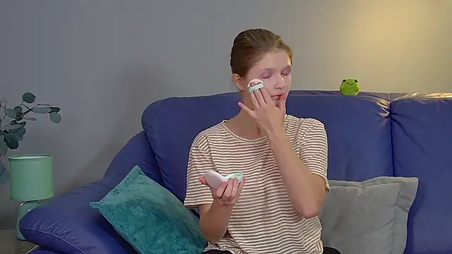 JaneRosen online show from September 14, 6:22 am