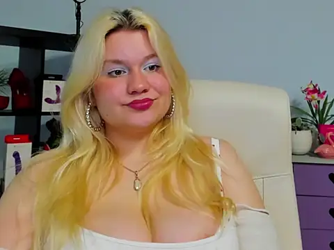 samantha darling online show from April 14, 1:55 pm