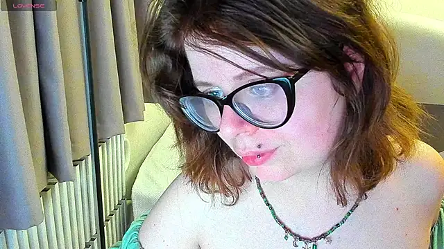 MilisaSweet777 online show from September 24, 7:13 pm