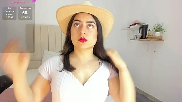 sashaa petit online show from September 15, 12:02 pm