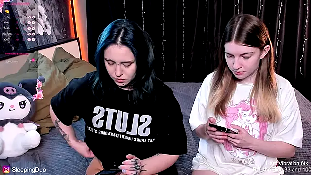 Threesomebabes online show from November 11, 3:42 pm