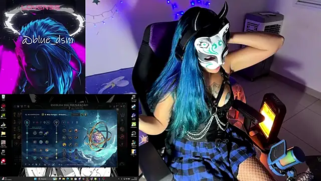 bluesubmissive online show from July 25, 11:17 am