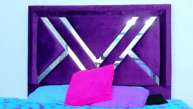 Lushy sweet online show from September 17, 6:22 am