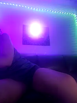 puddled wonderland online show from September 16, 12:40 am