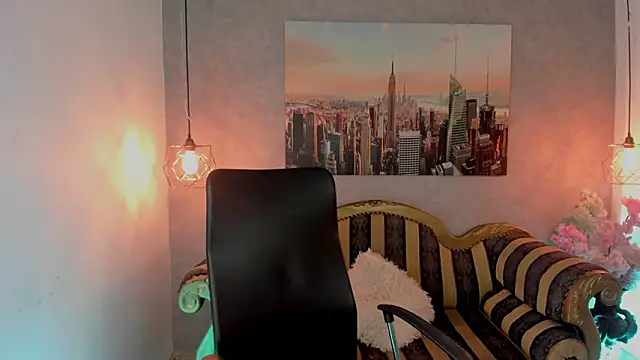 Salome Smitth 1 online show from March 12, 8:33 pm