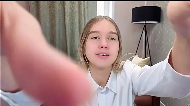 Vel1ka online show from October 21, 7:45 am