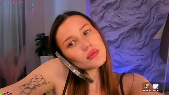 Aria Mila online show from April 14, 3:28 am