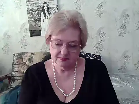 Renata62011 online show from April 14, 12:16 pm