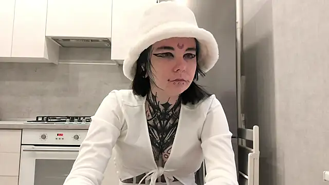 HighelikeGirl online show from January 9, 7:13 am