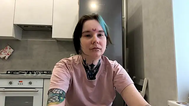 HighelikeGirl online show from March 2, 7:15 am