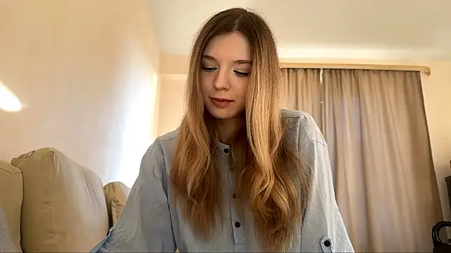 FruityXo online show from November 2, 11:57 am