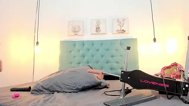 cris dulce online show from September 29, 7:08 pm