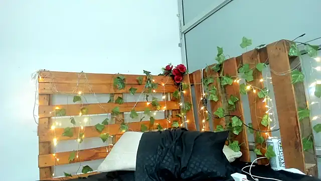 cris dulce online show from March 14, 2:12 am