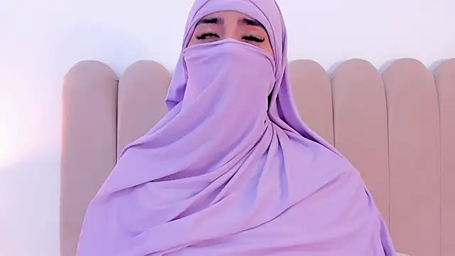 Jasmin hamdan online show from October 8, 9:52 pm