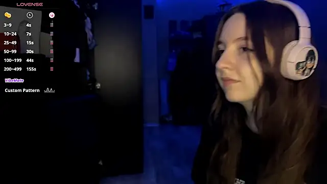 LauretteRagar online show from September 23, 6:17 pm