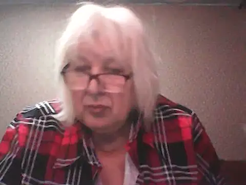 Alexia64231 online show from December 17, 2:38 am