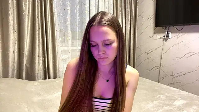 SoSweetGirl online show from September 8, 4:06 pm