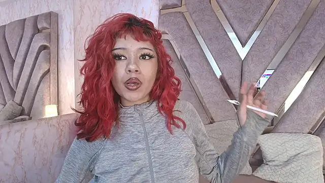 redd pandaa online show from November 5, 2:39 am