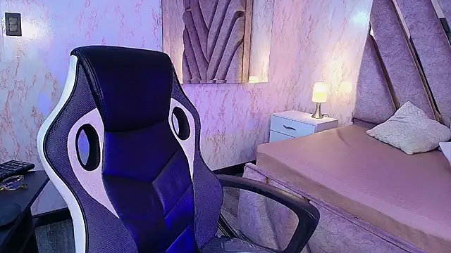 redd pandaa online show from February 4, 6:49 am