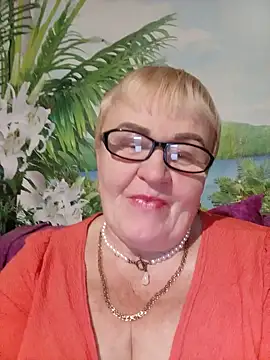 VioletSweet5566 online show from September 12, 6:15 pm