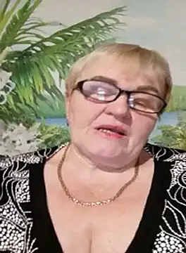 VioletSweet5566 online show from October 14, 5:59 pm