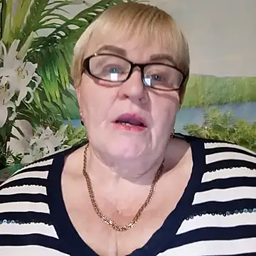 VioletSweet5566 online show from October 31, 7:51 pm