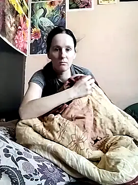 HardCouple33 online show from April 22, 7:05 am