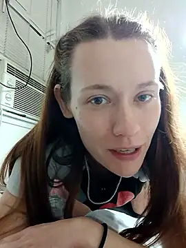 Wonderland97 online show from March 31, 10:15 am