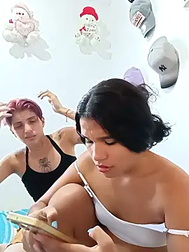 Little-Pussy-Sweet online show from September 21, 9:24 pm