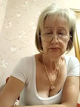 AlikaSwan5821 online show from September 13, 8:28 pm