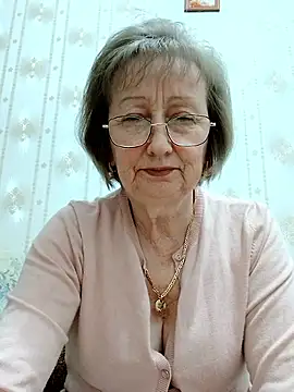 AlikaSwan5821 online show from December 18, 10:03 pm